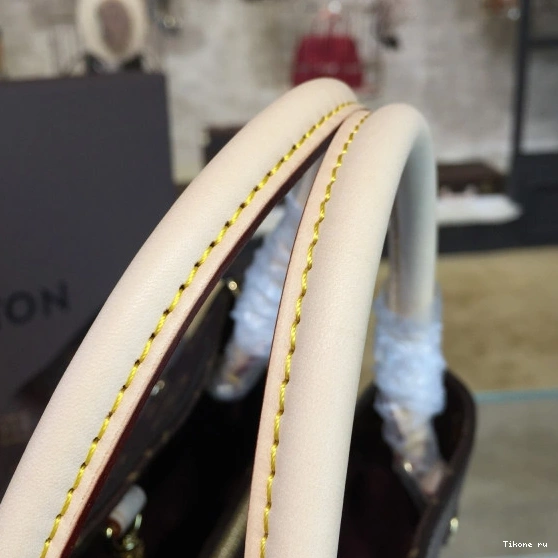Affordable MONTAIGNE LOUIS MM VUITTON 0717